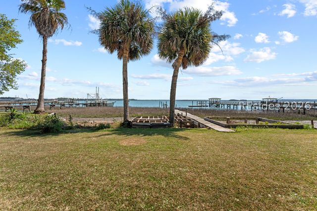 11 Big Oak St, Hilton Head Island, SC 29926