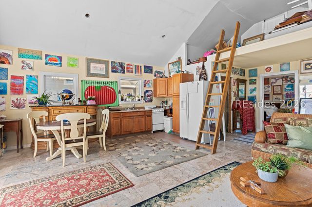 11 Big Oak St, Hilton Head Island, SC 29926