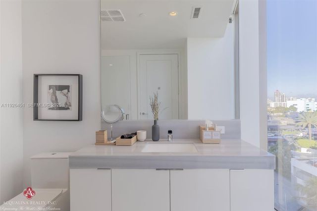 17975 Collins Ave 502, Sunny Isles Beach, FL 33160