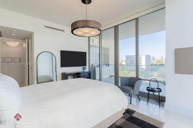 17975 Collins Ave 502, Sunny Isles Beach, FL 33160