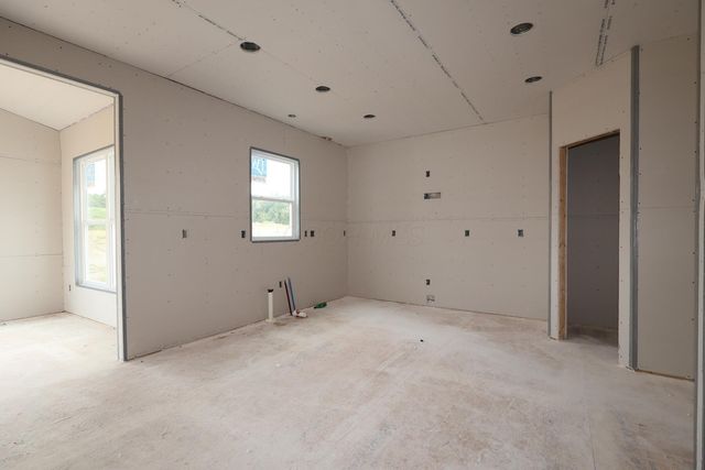 534 Creekside Loop S, Pataskala, OH 43062