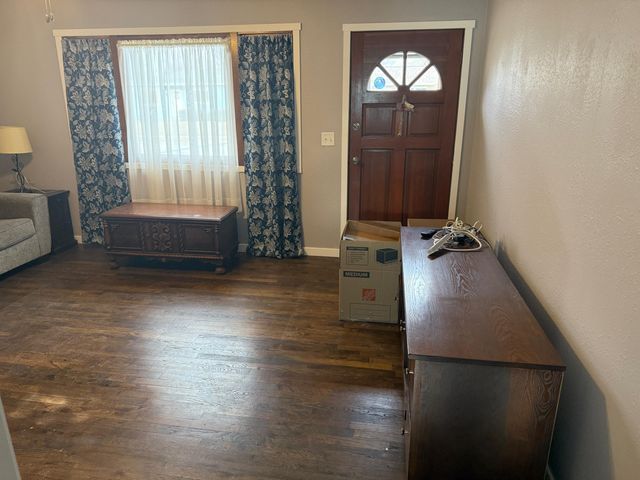 2007 AVENUE M, Council Bluffs, IA 51501