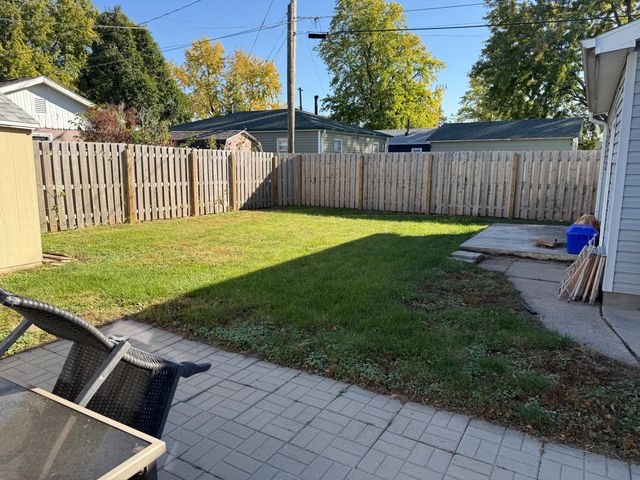 2007 AVENUE M, Council Bluffs, IA 51501