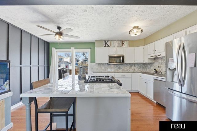 4001 N 212th Street, Elkhorn, NE 68022