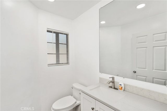 18435 Keswick st. 10, Reseda, CA 91335