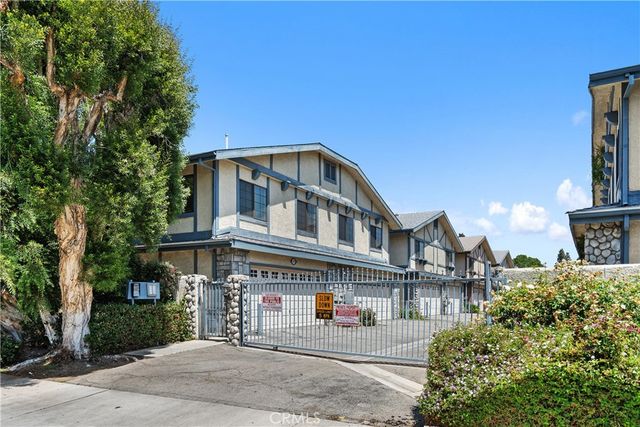 18435 Keswick st. 10, Reseda, CA 91335