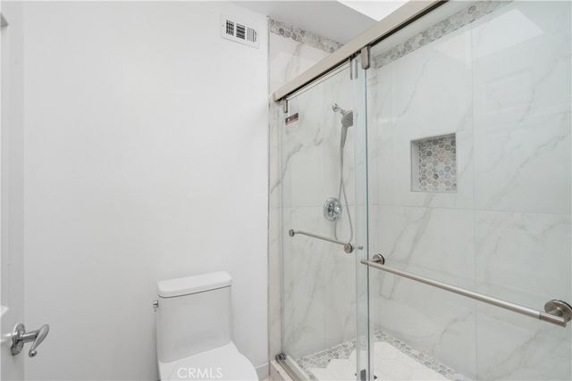 18435 Keswick st. 10, Reseda, CA 91335