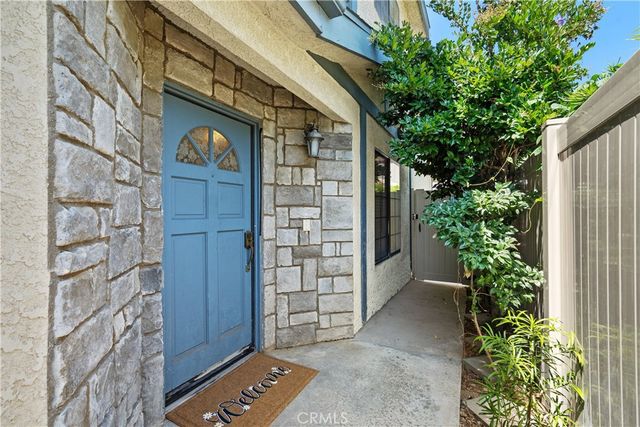 18435 Keswick st. 10, Reseda, CA 91335