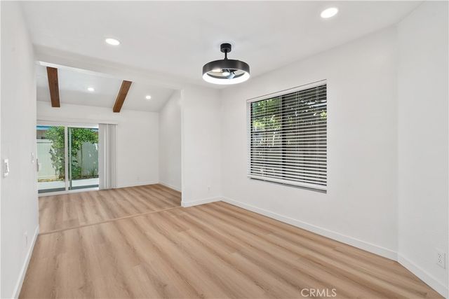 18435 Keswick st. 10, Reseda, CA 91335
