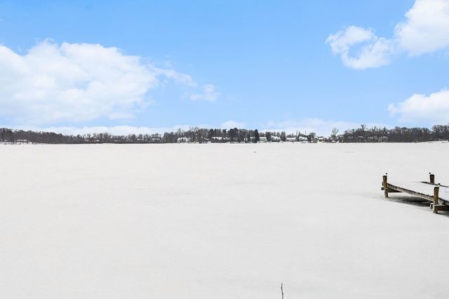 4168 Minnetonka Drive, Fenton Twp, MI 48451