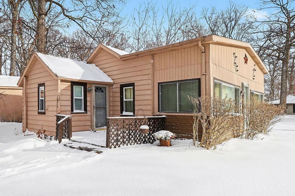 4168 Minnetonka Drive, Fenton Twp, MI 48451