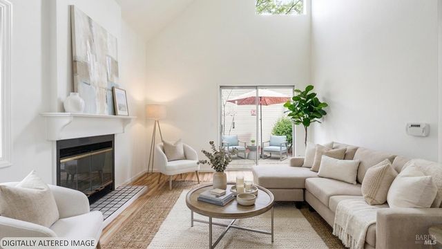 3335 Yulupa Ave, Santa Rosa, CA 95405