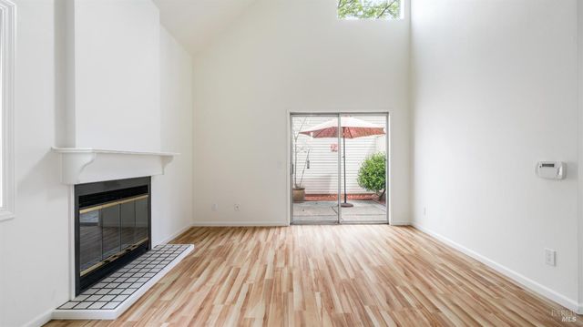 3335 Yulupa Ave, Santa Rosa, CA 95405