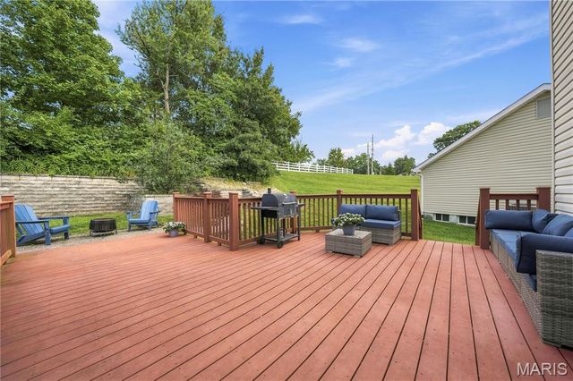 1366 Arbor Bluff Circle, Ballwin, MO 63021