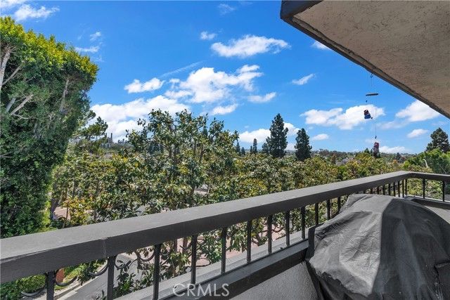 6368 Riviera, Long Beach, CA 90815