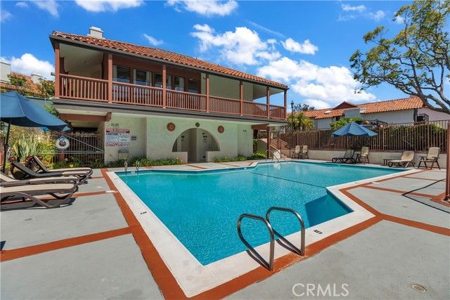 6368 Riviera, Long Beach, CA 90815