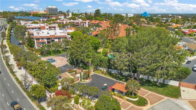 6368 Riviera, Long Beach, CA 90815