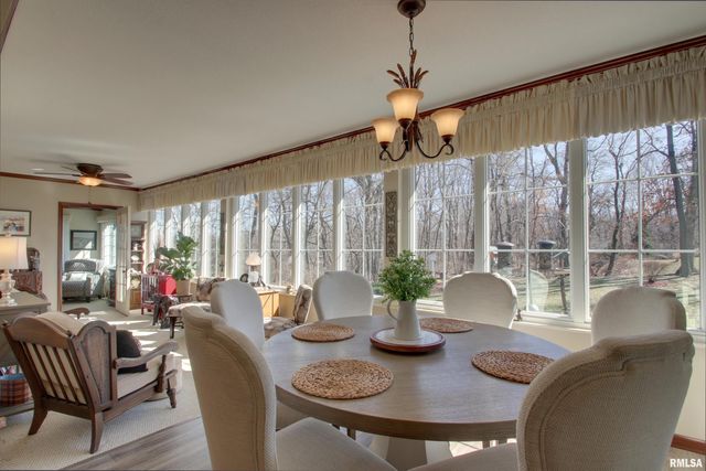 5126 Homan Falls Drive, Quincy, IL 62305