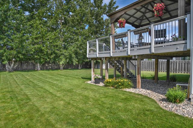 5013 44th Street S, Fargo, ND 58104