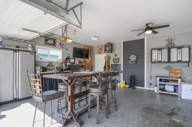 5013 44th Street S, Fargo, ND 58104