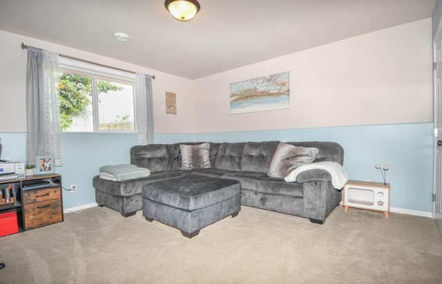 5013 44th Street S, Fargo, ND 58104