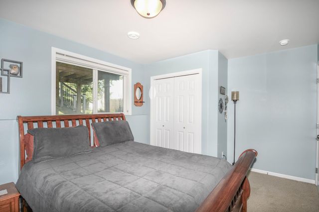 5013 44th Street S, Fargo, ND 58104