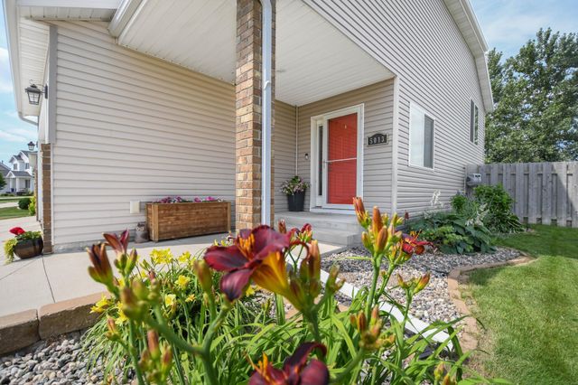 5013 44th Street S, Fargo, ND 58104