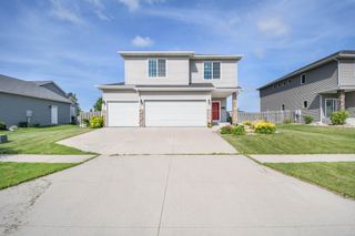 5013 44th Street S, Fargo, ND 58104