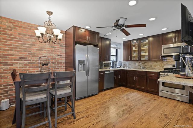 1080 Warburton Avenue 3E, Yonkers, NY 10701