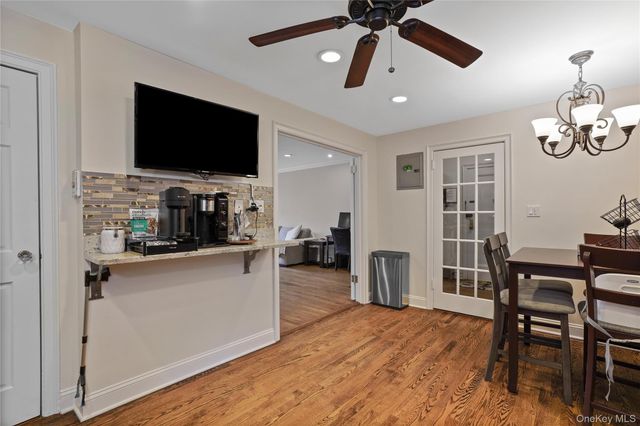 1080 Warburton Avenue 3E, Yonkers, NY 10701