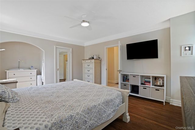 1080 Warburton Avenue 3E, Yonkers, NY 10701