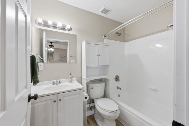 374 N Sarwil Drive, Canal Winchester, OH 43110