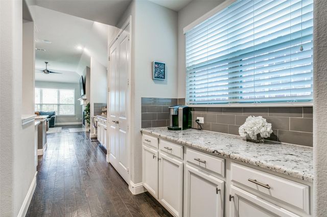 8359 Norwich, The Colony, TX 75056