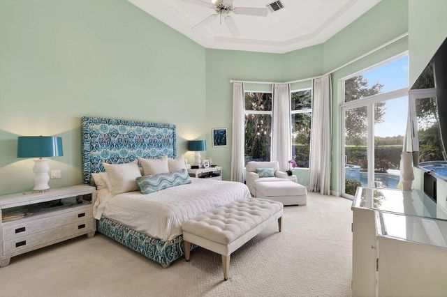 51 Somerset Lane, Palm Beach Gardens, FL 33418