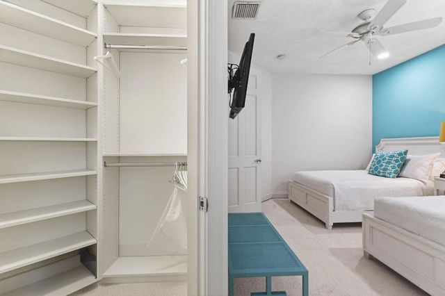 51 Somerset Lane, Palm Beach Gardens, FL 33418