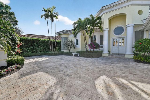 51 Somerset Lane, Palm Beach Gardens, FL 33418