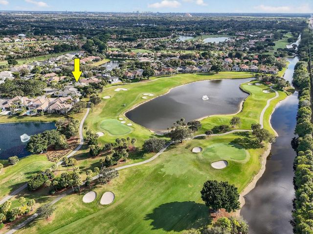 51 Somerset Lane, Palm Beach Gardens, FL 33418