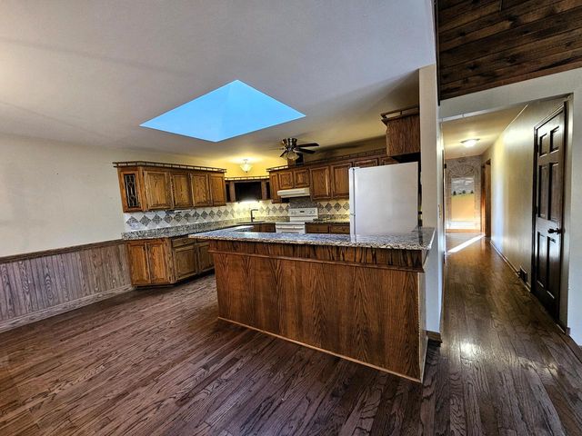 4112 Scarborough DRIVE, Richfield, WI 53076