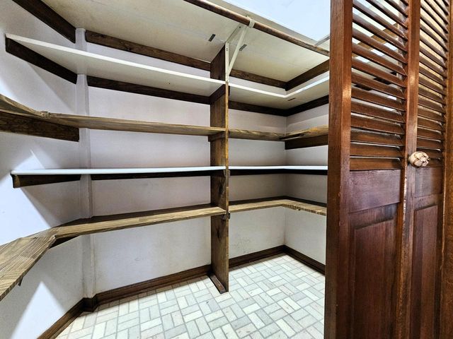 4112 Scarborough DRIVE, Richfield, WI 53076