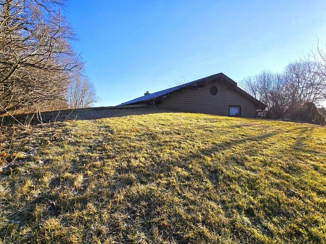 4112 Scarborough DRIVE, Richfield, WI 53076