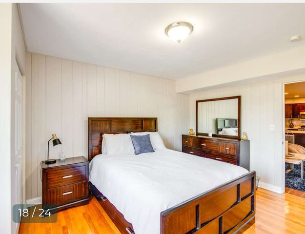 8136 S Kedzie Avenue 202, Chicago, IL 60652