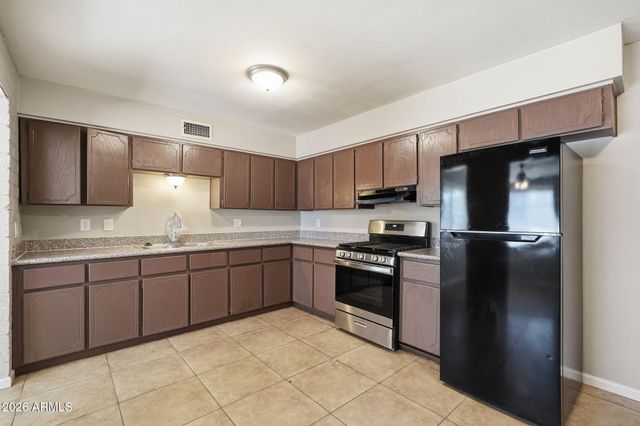 17043 N 15TH Avenue, Phoenix, AZ 85023