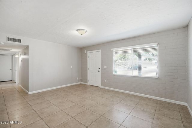 17043 N 15TH Avenue, Phoenix, AZ 85023