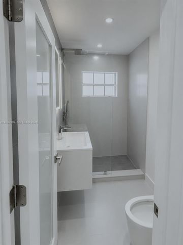 18935 NW 8th Ave, Miami Gardens, FL 33169