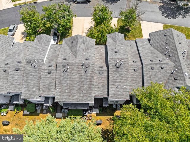 28 GARFIELD WAY, Princeton, NJ 08540