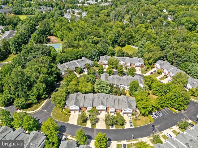 28 GARFIELD WAY, Princeton, NJ 08540