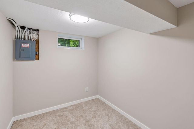 4243 Douglas Drive N, Crystal, MN 55422