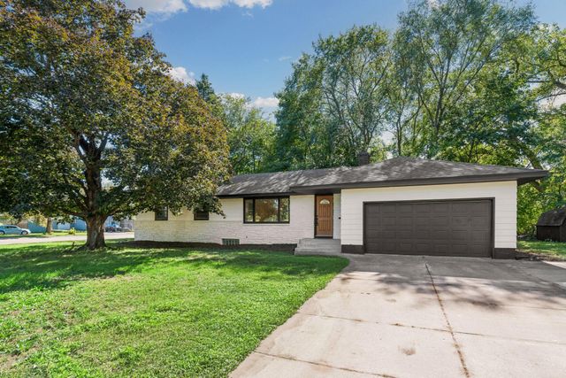 4243 Douglas Drive N, Crystal, MN 55422