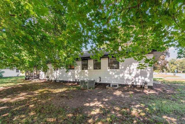 4243 Douglas Drive N, Crystal, MN 55422