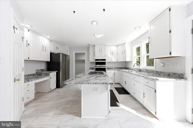 6135 FIELDCREST CT, Frederick, MD 21701